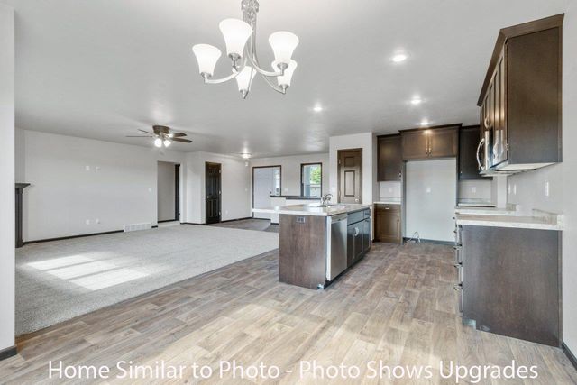 1268 PUTNAM DRIVE, Pulaski, WI 54162