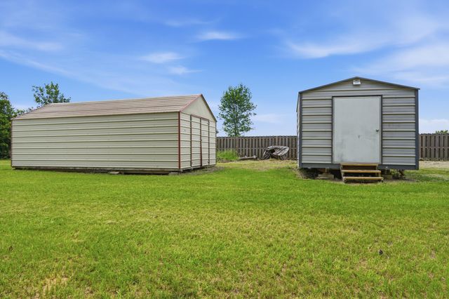 111 Melody Ln, Deridder, LA 70634
