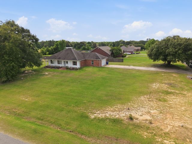 111 Melody Ln, Deridder, LA 70634