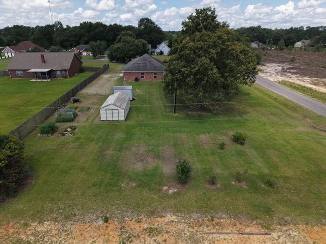 111 Melody Ln, Deridder, LA 70634