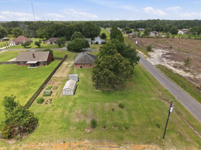 111 Melody Ln, Deridder, LA 70634