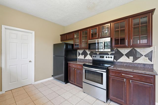 111 Melody Ln, Deridder, LA 70634