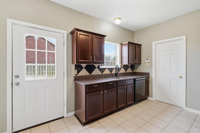 111 Melody Ln, Deridder, LA 70634