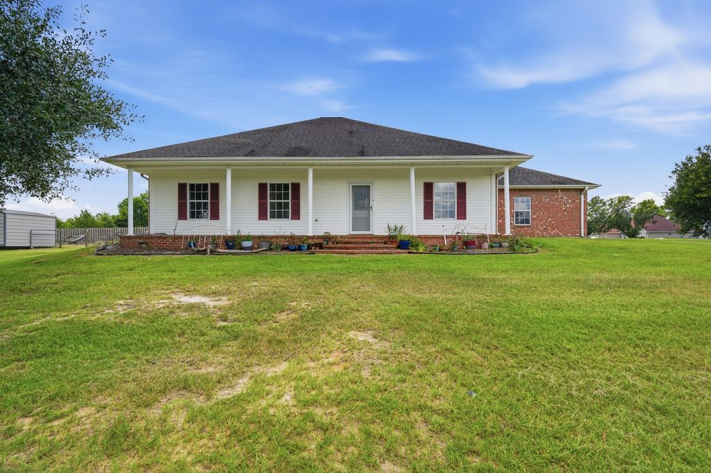 111 Melody Ln, Deridder, LA 70634