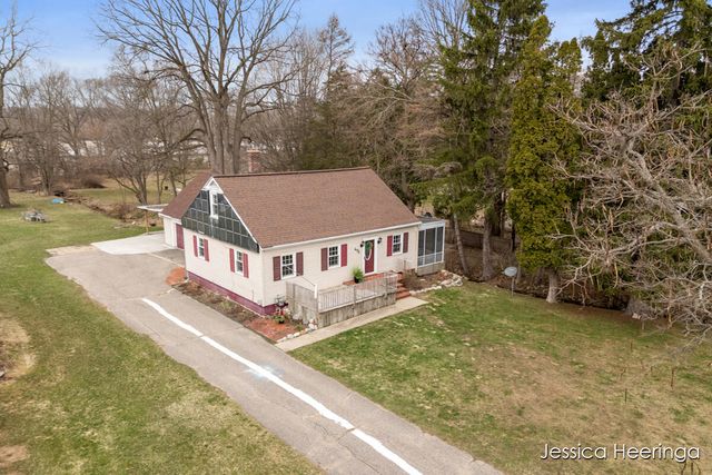 475 Northland Court NE, Rockford, MI 49341