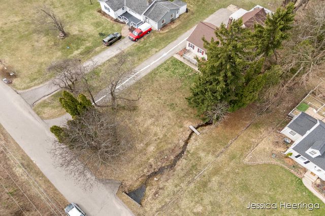 475 Northland Court NE, Rockford, MI 49341