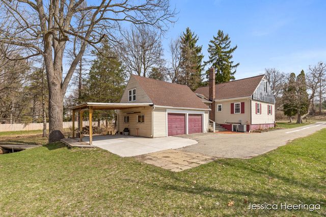 475 Northland Court NE, Rockford, MI 49341