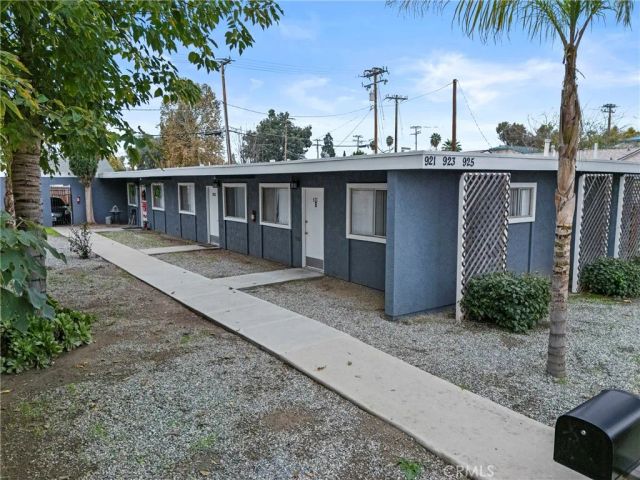 921 E Devonshire, Hemet, CA 92543