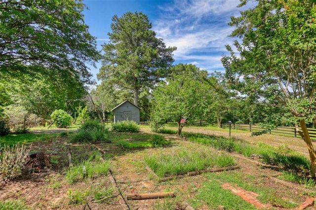 2665 Macedonia Rd, Franklin, GA 30217