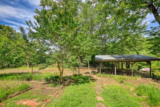 2665 Macedonia Rd, Franklin, GA 30217