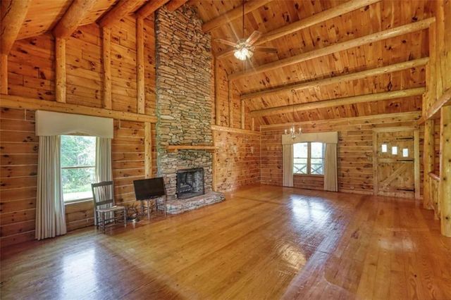 2665 Macedonia Rd, Franklin, GA 30217
