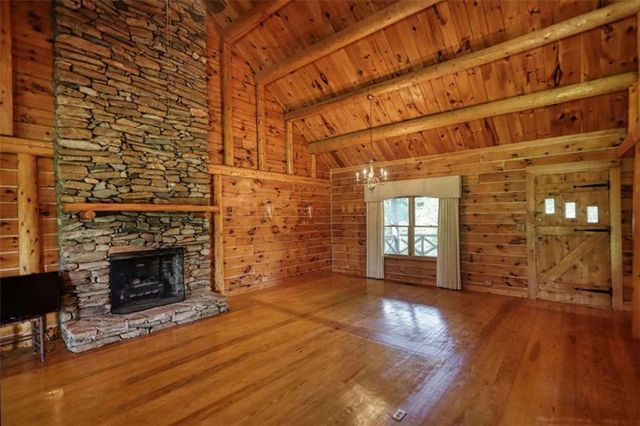 2665 Macedonia Rd, Franklin, GA 30217