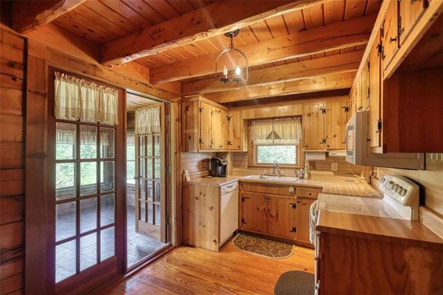 2665 Macedonia Rd, Franklin, GA 30217