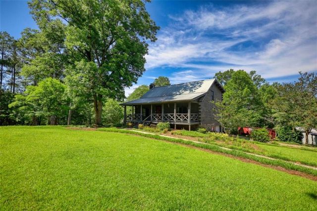 2665 Macedonia Rd, Franklin, GA 30217
