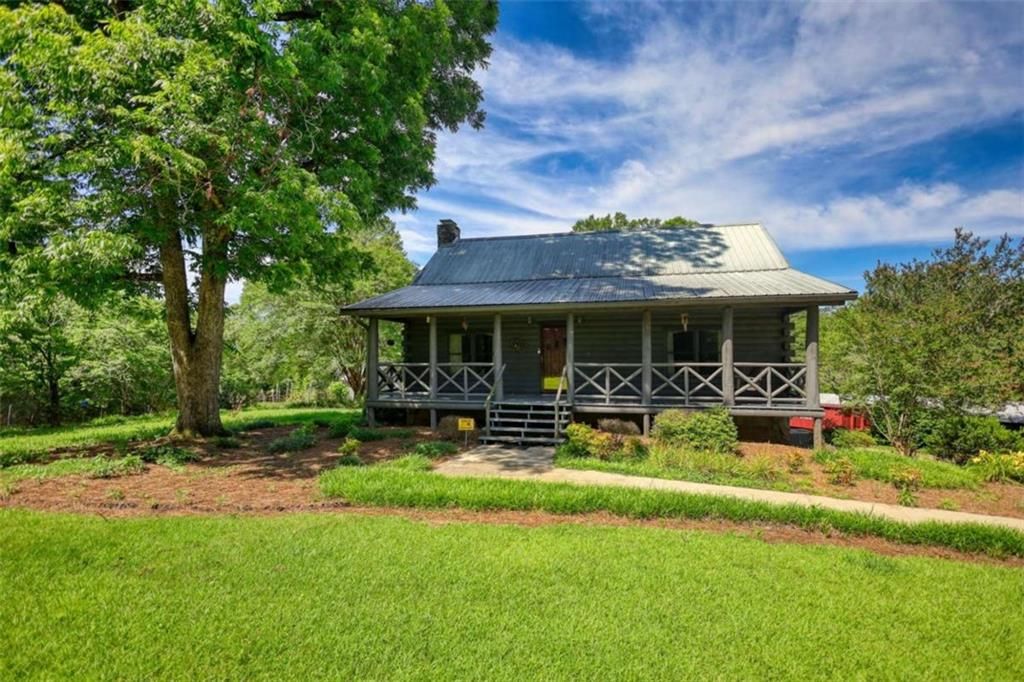 Image 1 of property listing at 2665 Macedonia Rd, Franklin, GA 30217