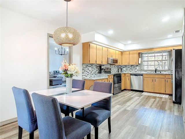 131 E HIGHBANKS ROAD, Debary, FL 32713