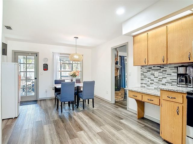 131 E HIGHBANKS ROAD, Debary, FL 32713