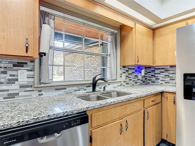 131 E HIGHBANKS ROAD, Debary, FL 32713