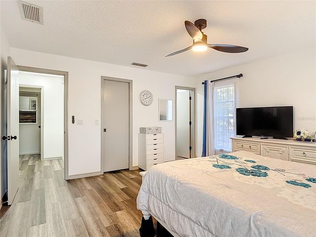 131 E HIGHBANKS ROAD, Debary, FL 32713