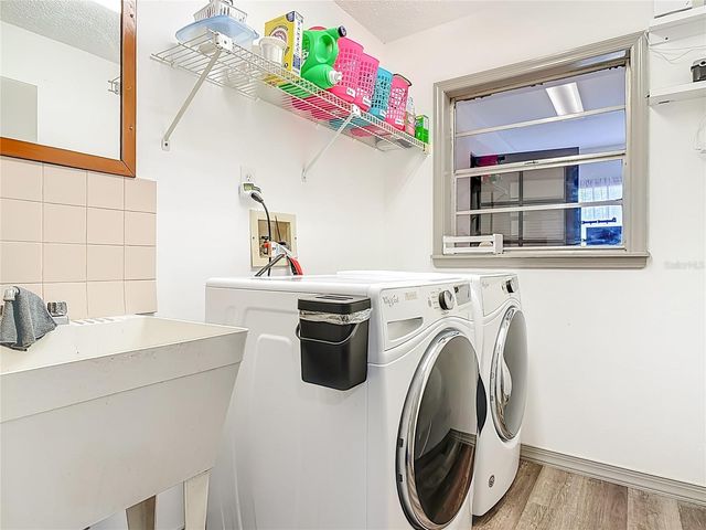 131 E HIGHBANKS ROAD, Debary, FL 32713