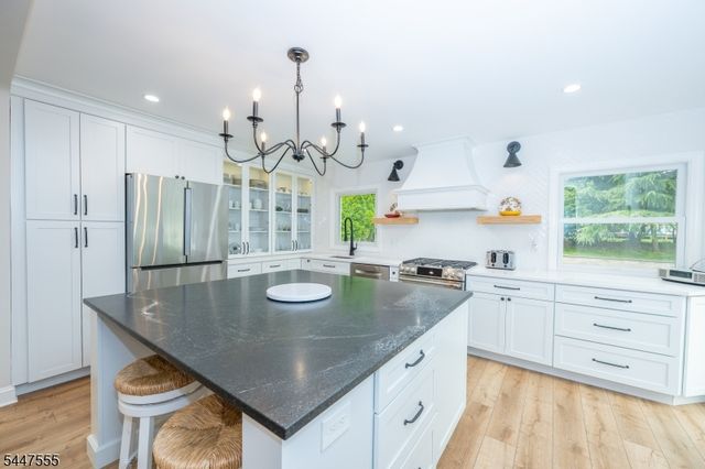 34 Devonshire Rd, Cedar Grove Twp., NJ 07009