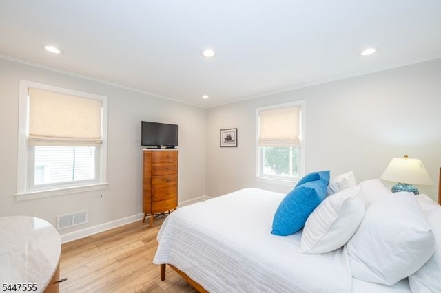 34 Devonshire Rd, Cedar Grove Twp., NJ 07009