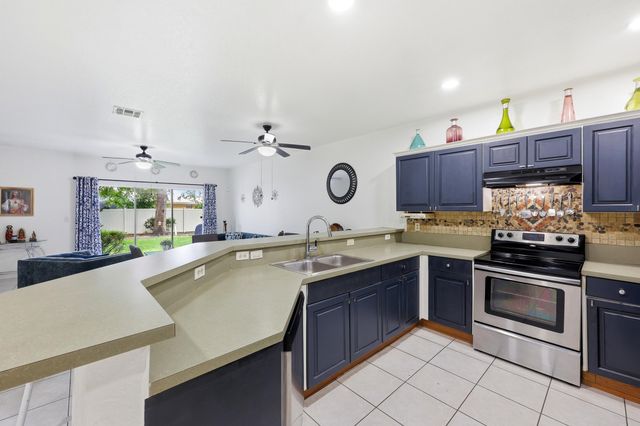 13352 Georgian Court, Wellington, FL 33414