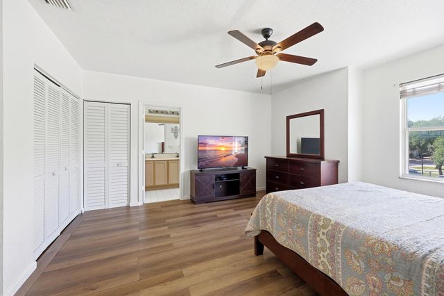 13352 Georgian Court, Wellington, FL 33414
