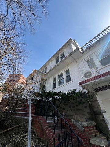 3820 Sedgwick Avenue, Bronx, NY 10463