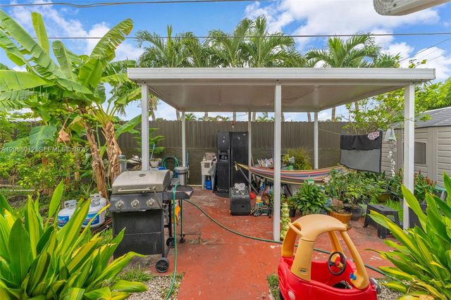 11940 SW 186th Street, Miami, FL 33177