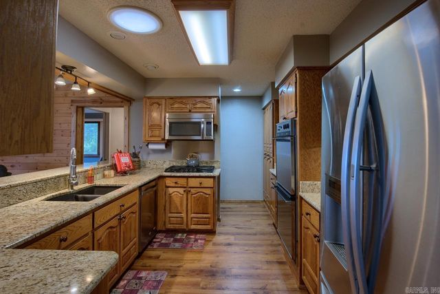 7 Palisandro Drive, Hot Springs Village, AR 71909