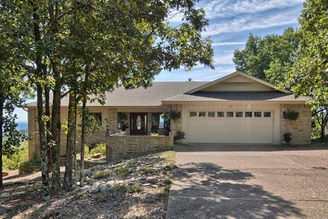 7 Palisandro Drive, Hot Springs Village, AR 71909