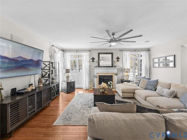 6112 Friesian Ter, Moseley, VA 23120