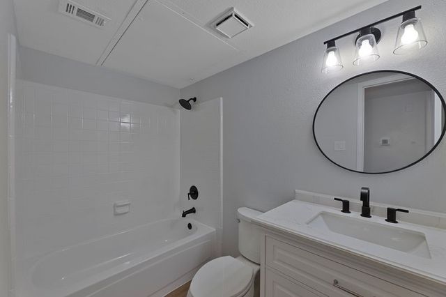 1916 Parkside Drive, Denton, TX 76201