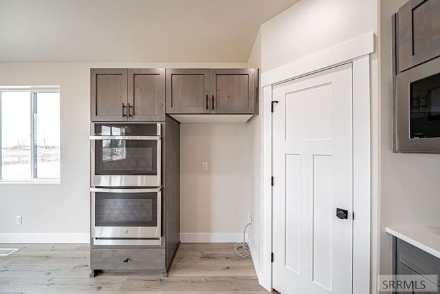 6409 Ender Ln, Idaho Falls, ID 83401