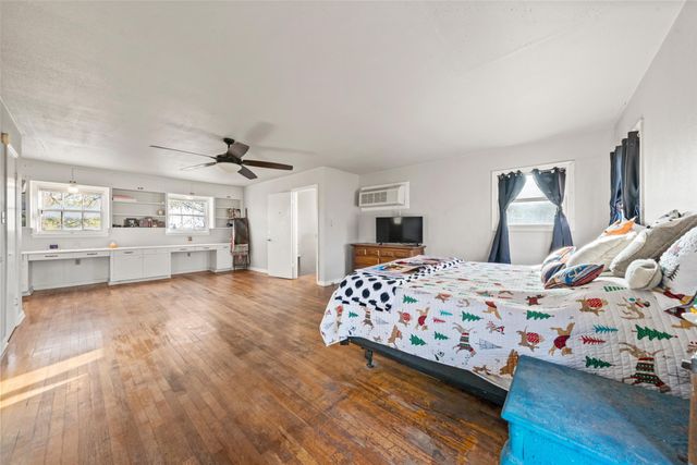 2901 Cole Avenue, Waco, TX 76707