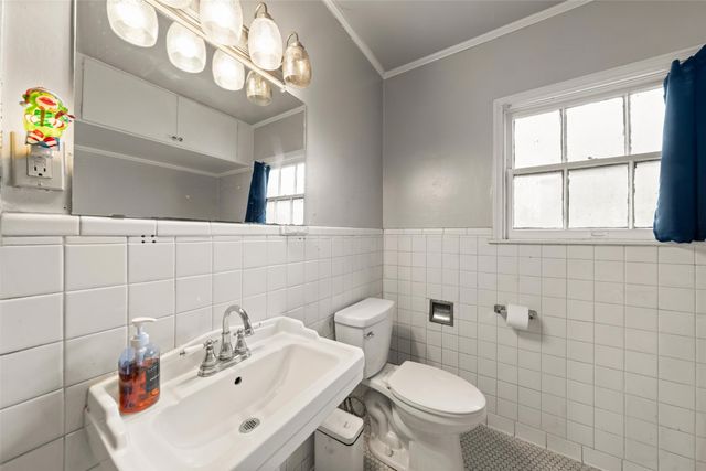 2901 Cole Avenue, Waco, TX 76707