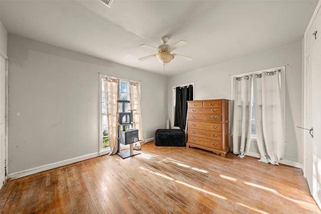 2901 Cole Avenue, Waco, TX 76707