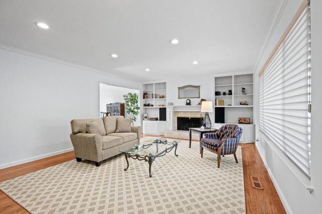 200 Danville Drive, Los Gatos, CA 95032