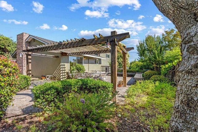 200 Danville Drive, Los Gatos, CA 95032