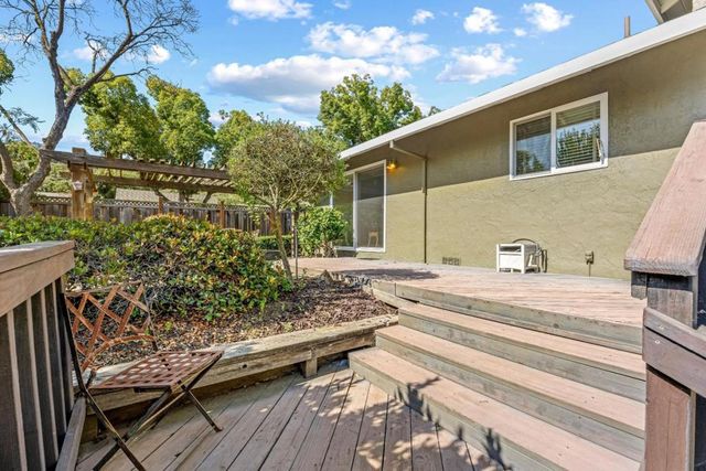 200 Danville Drive, Los Gatos, CA 95032