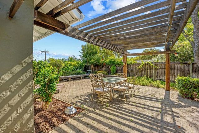200 Danville Drive, Los Gatos, CA 95032