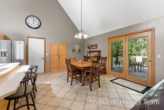 226 N 176th Avenue, Walkerville, MI 49459