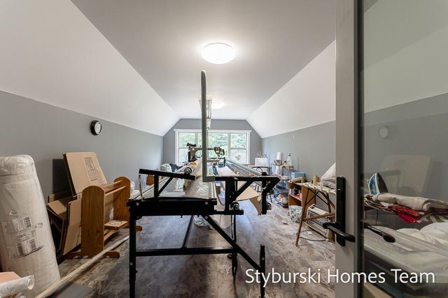 226 N 176th Avenue, Walkerville, MI 49459