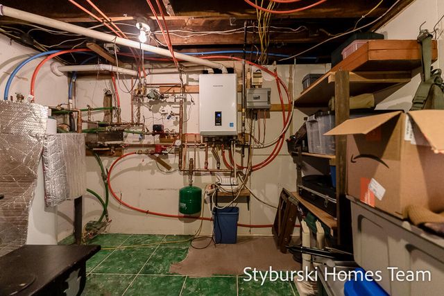 226 N 176th Avenue, Walkerville, MI 49459