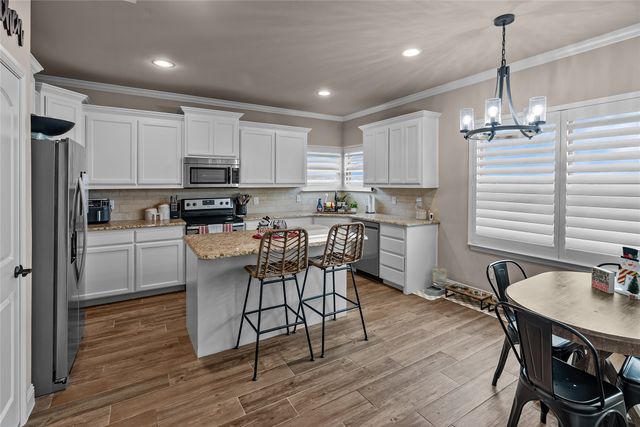 222 Rees Avenue, Godley, TX 76044