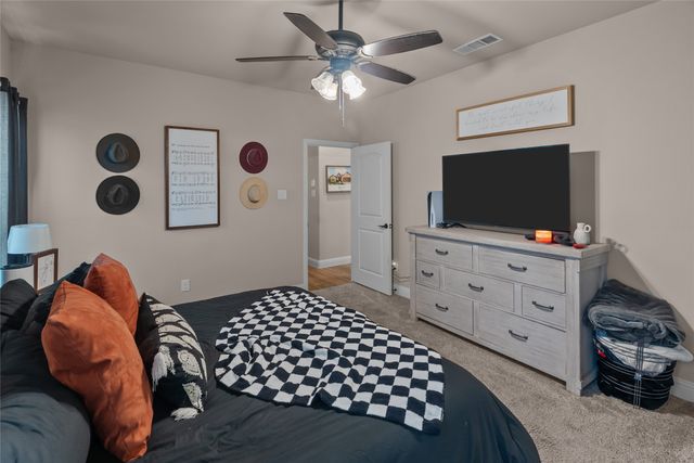 222 Rees Avenue, Godley, TX 76044