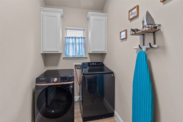 222 Rees Avenue, Godley, TX 76044