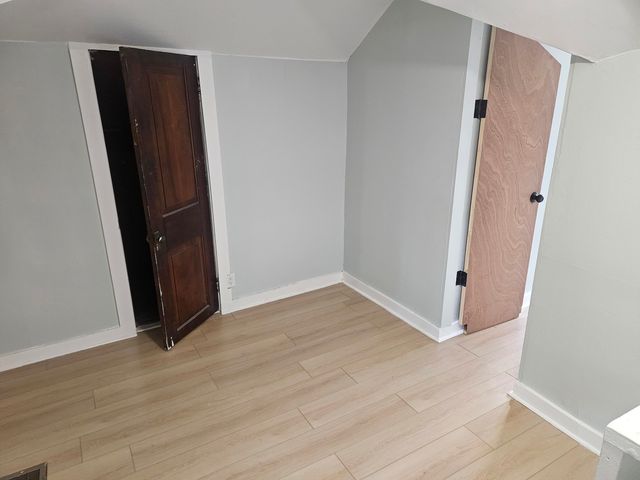 6125 W Newport Avenue, Chicago, IL 60634