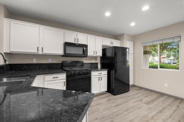 4380 Pinckney Way, Mather, CA 95655